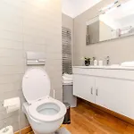 Elegant - Anastasia - By Openhouse Apartment