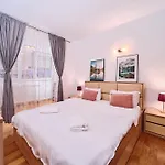 Elegant - Anastasia - By Openhouse * Τιμισοάρα