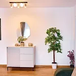Elegant - Anastasia - By Openhouse