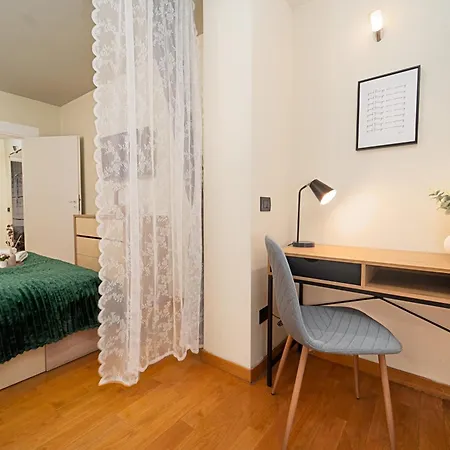 Elegant - Anastasia - By Openhouse