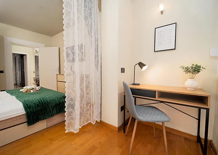 Elegant - Anastasia - By Openhouse