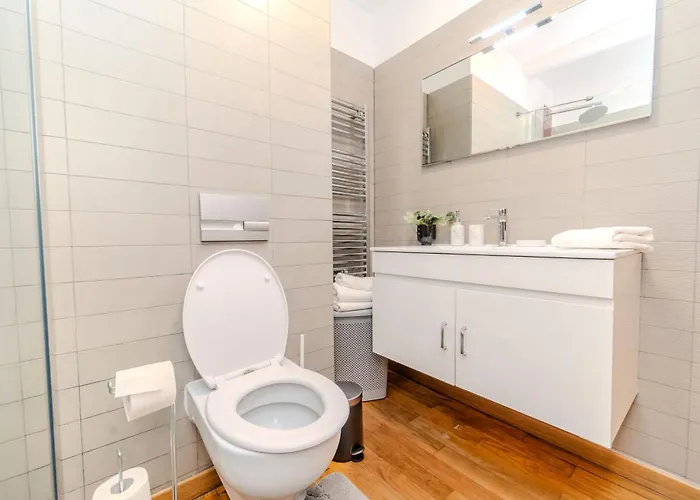 Elegant - Anastasia - By Openhouse Apartamento