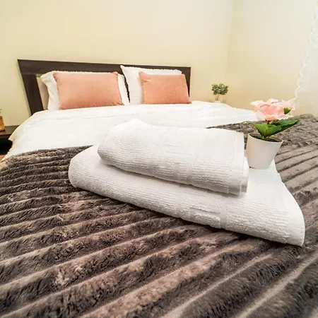 Elegant - Anastasia - By Openhouse Timisoara